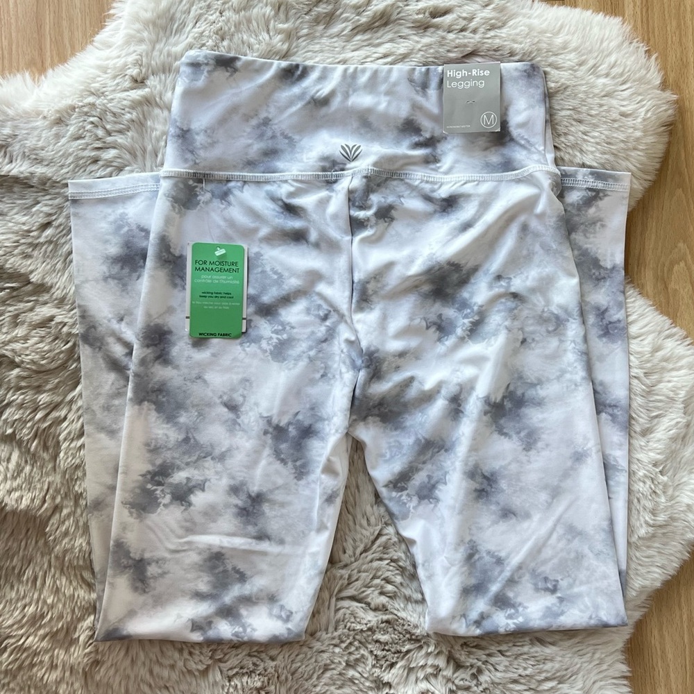 White/gray leggings